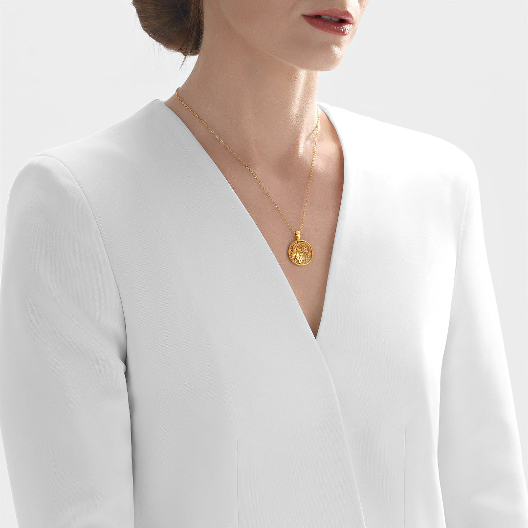 Nebu Gold 24k Gold Aquarius Pendant Female