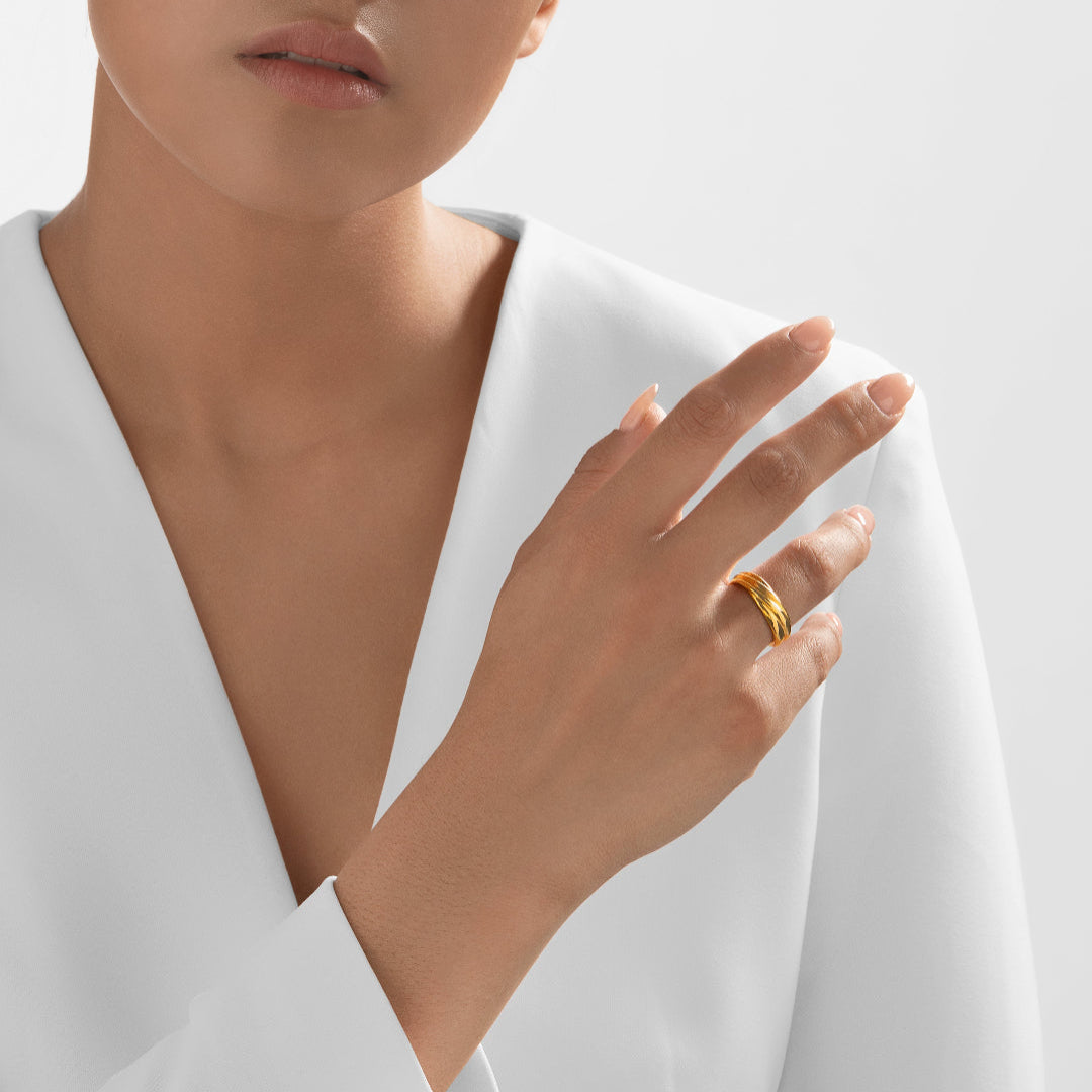 Nebu Gold 24k Gold Classic Intertwined Band Female