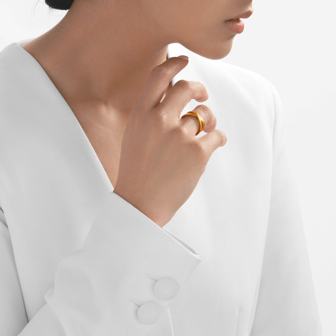 Nebu Gold 24k Gold Modern Infinity Ring Female