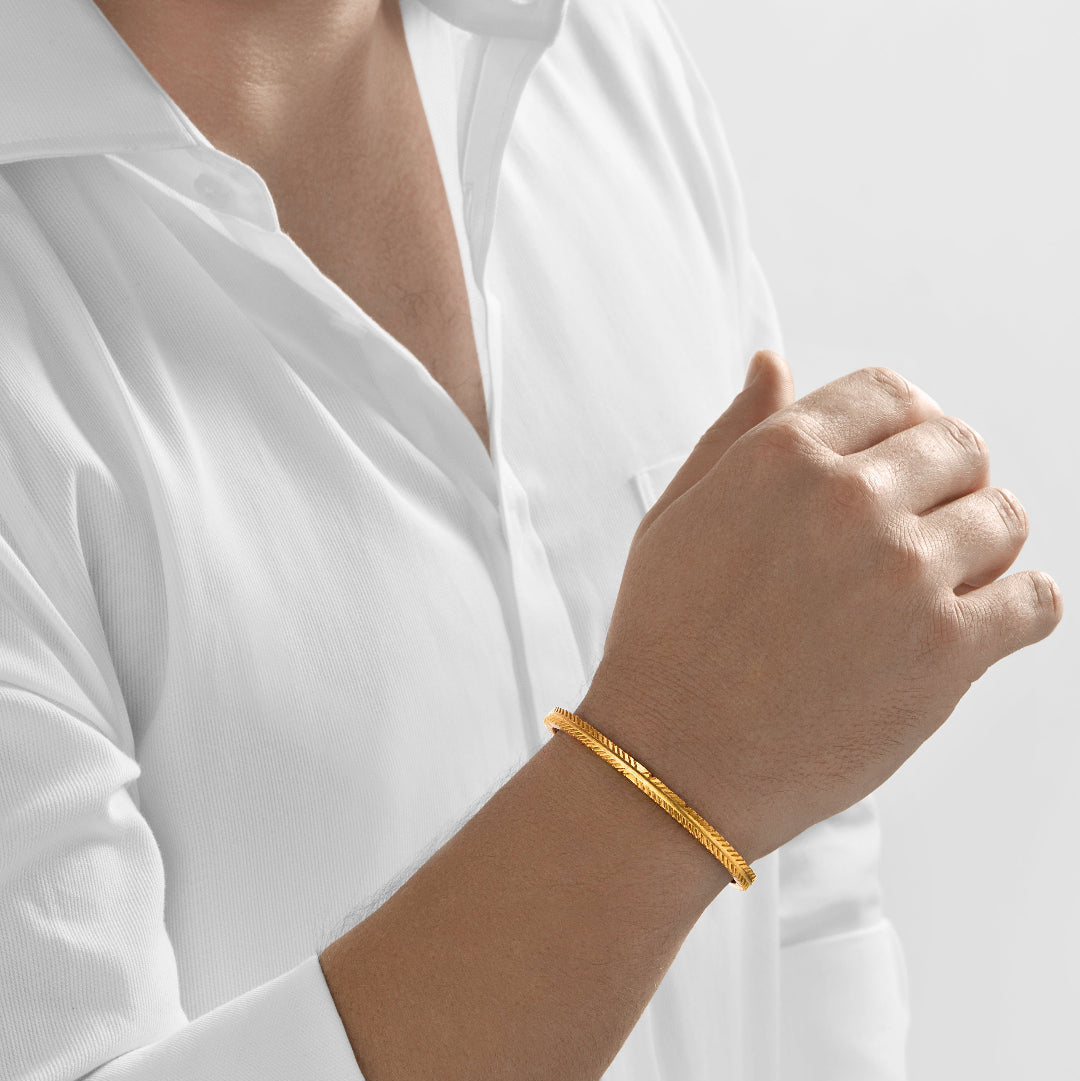 Nebu Gold 24k Gold Tribal Embellished Bangle Male