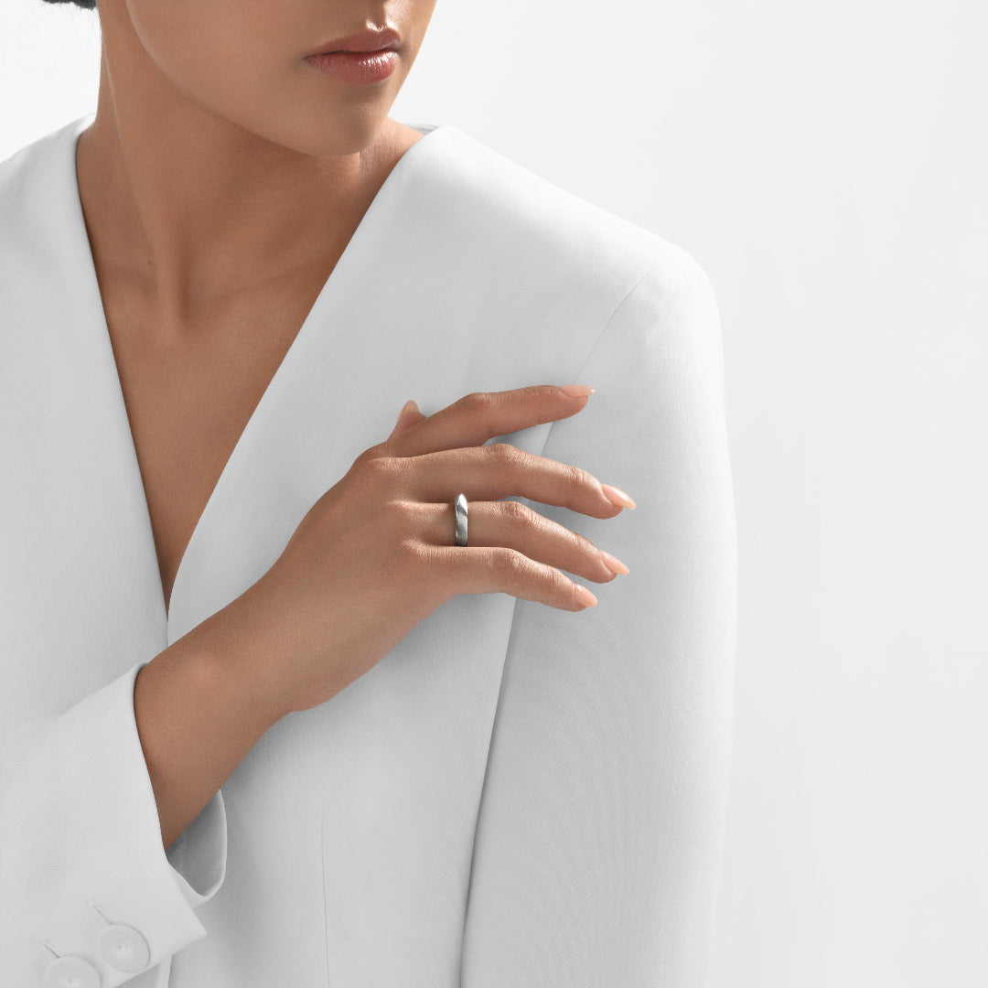 Nebu Gold 24k Platinum Ridge Ring Female