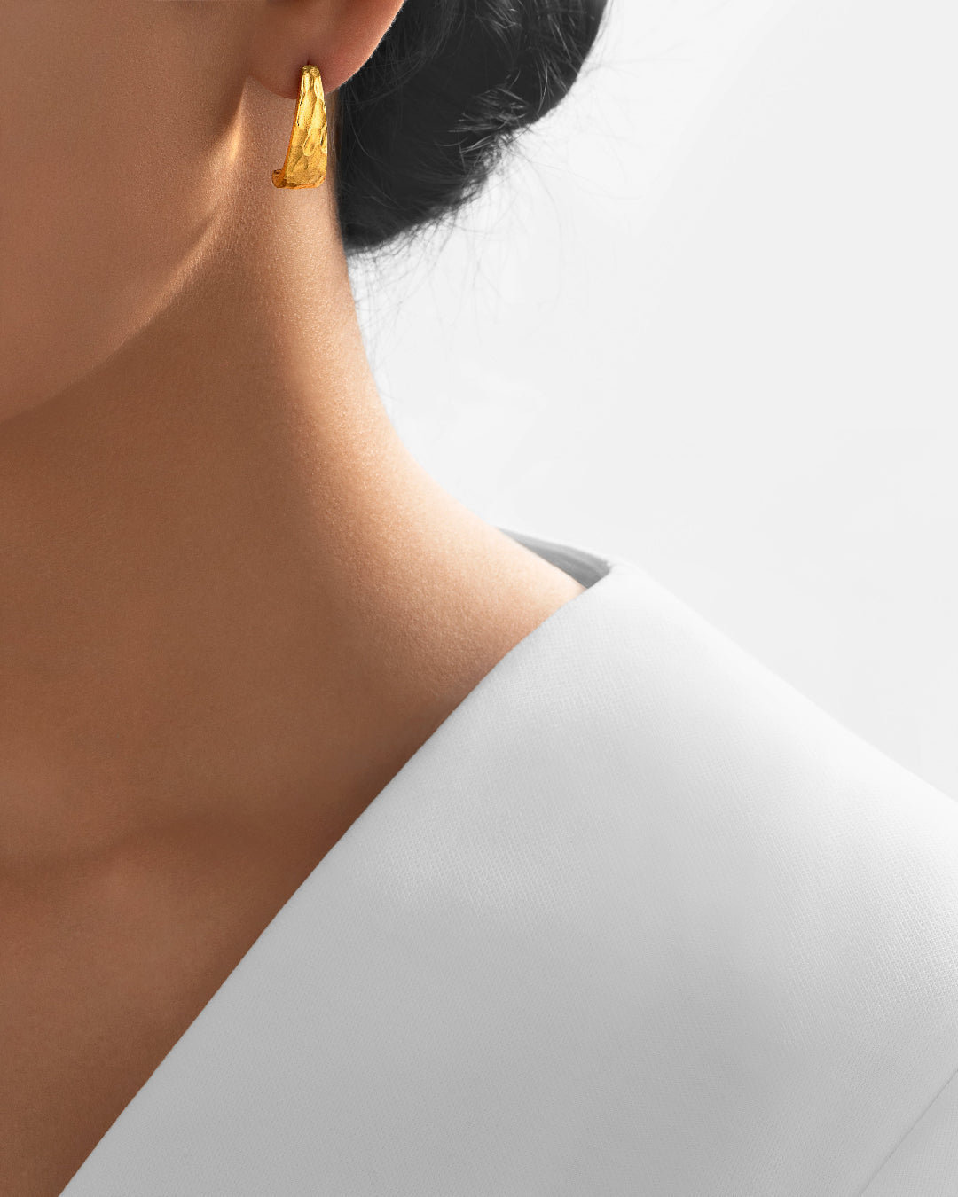 Nebu Gold 24kt Gold Hammered Obelisk Earrings Female